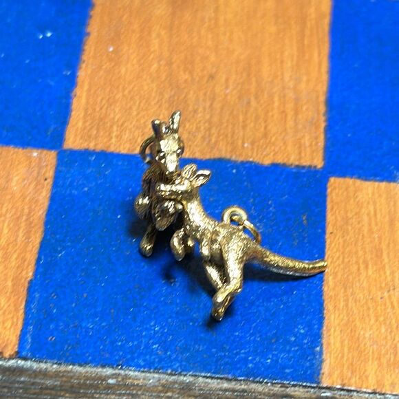 JOAN RIVERS Noah’s Ark Charms - Lot of 2 - Picture 1 of 4